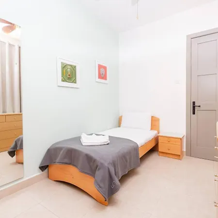 Apartamento 3bedroom Duplex Maisonette In St Pauls Bay *
